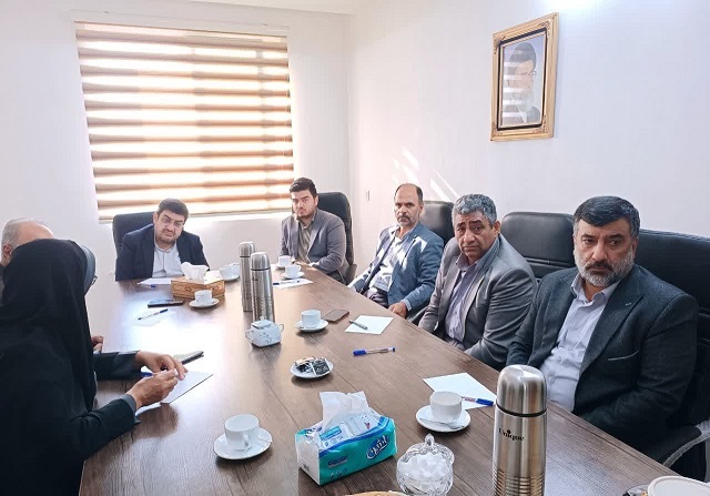 تاکید بر ایجاد درآمدهای پایدار و  توانمندسازی خانواده های زندانیان