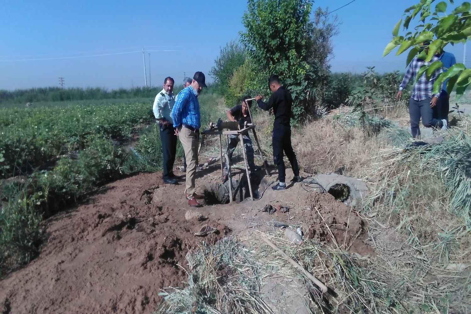 توقیف 5 دستگاه ادوات حفاری غیرمجاز توسط امور منابع آب شهرری