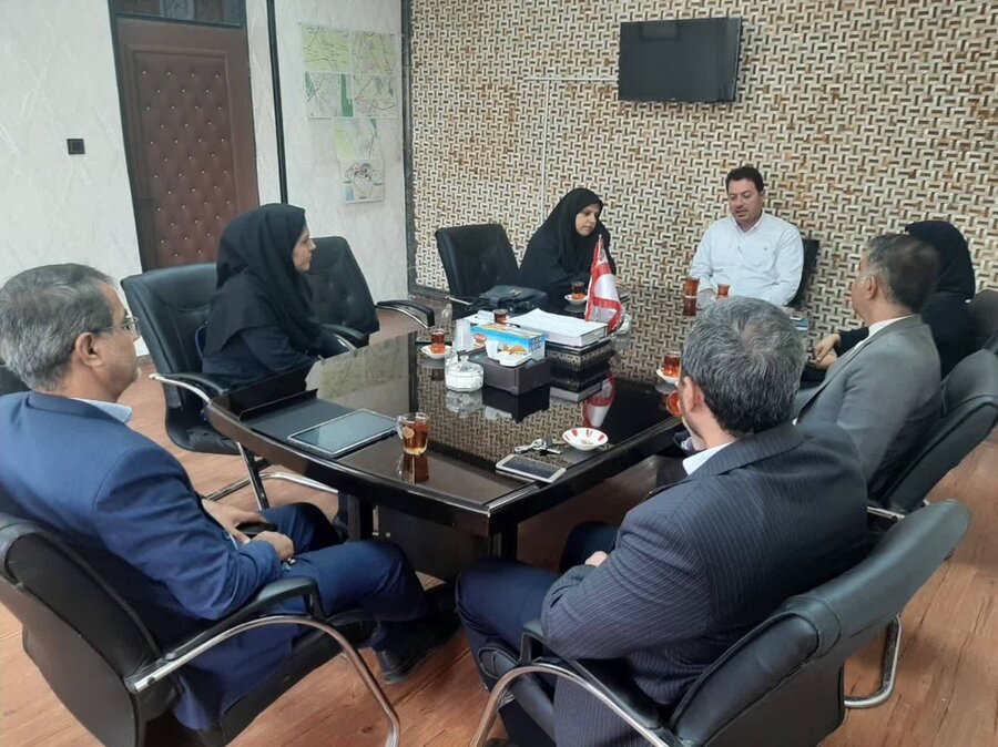 ندای کهریزک| نشست هم اندیشی سرپرست معاونت توسعه و پیشگیری با مدیرآموزش و پرورش کهریزک