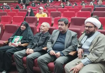 حضور فرماندار ویژه شهرستان ری در مراسم بزرگداشت شهید مدافع حرم مصطفی محمدمیرزایی