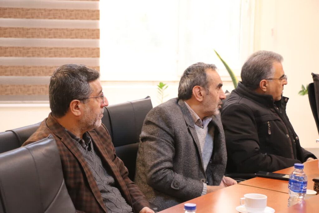 photo 2024 01 24 08 17 32 | برگزاری ششمین نشست مشترک اعضای هیئت اجرایی و نظارت بر انتخابات بخش کهریزک