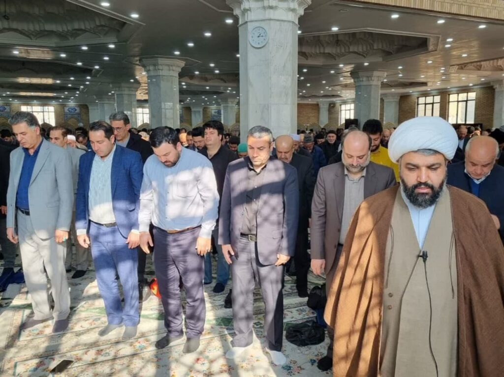photo 2024 01 20 08 41 27 | برگزاری نماز عبادی سیاسی جمعه و میز خدمت با حضور مسئولین بخش کهریزک