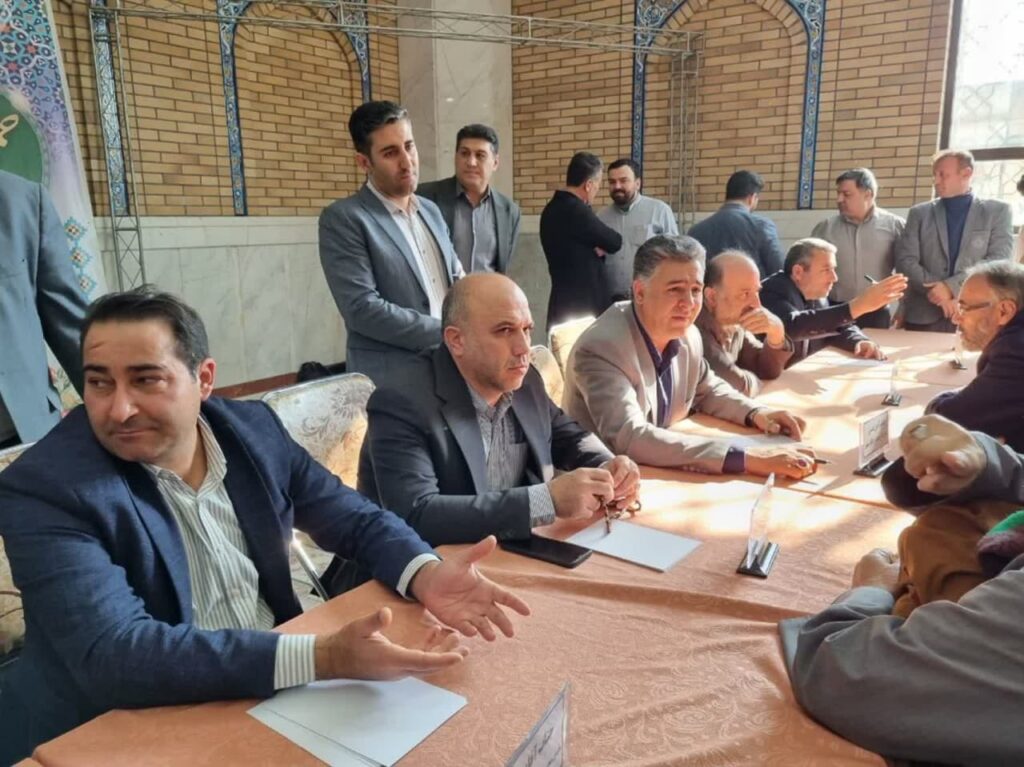 photo 2024 01 20 08 41 18 | برگزاری نماز عبادی سیاسی جمعه و میز خدمت با حضور مسئولین بخش کهریزک