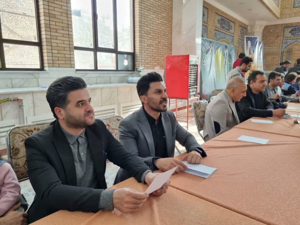 photo 2024 01 20 08 41 40 | برگزاری نماز عبادی سیاسی جمعه و میز خدمت با حضور مسئولین بخش کهریزک
