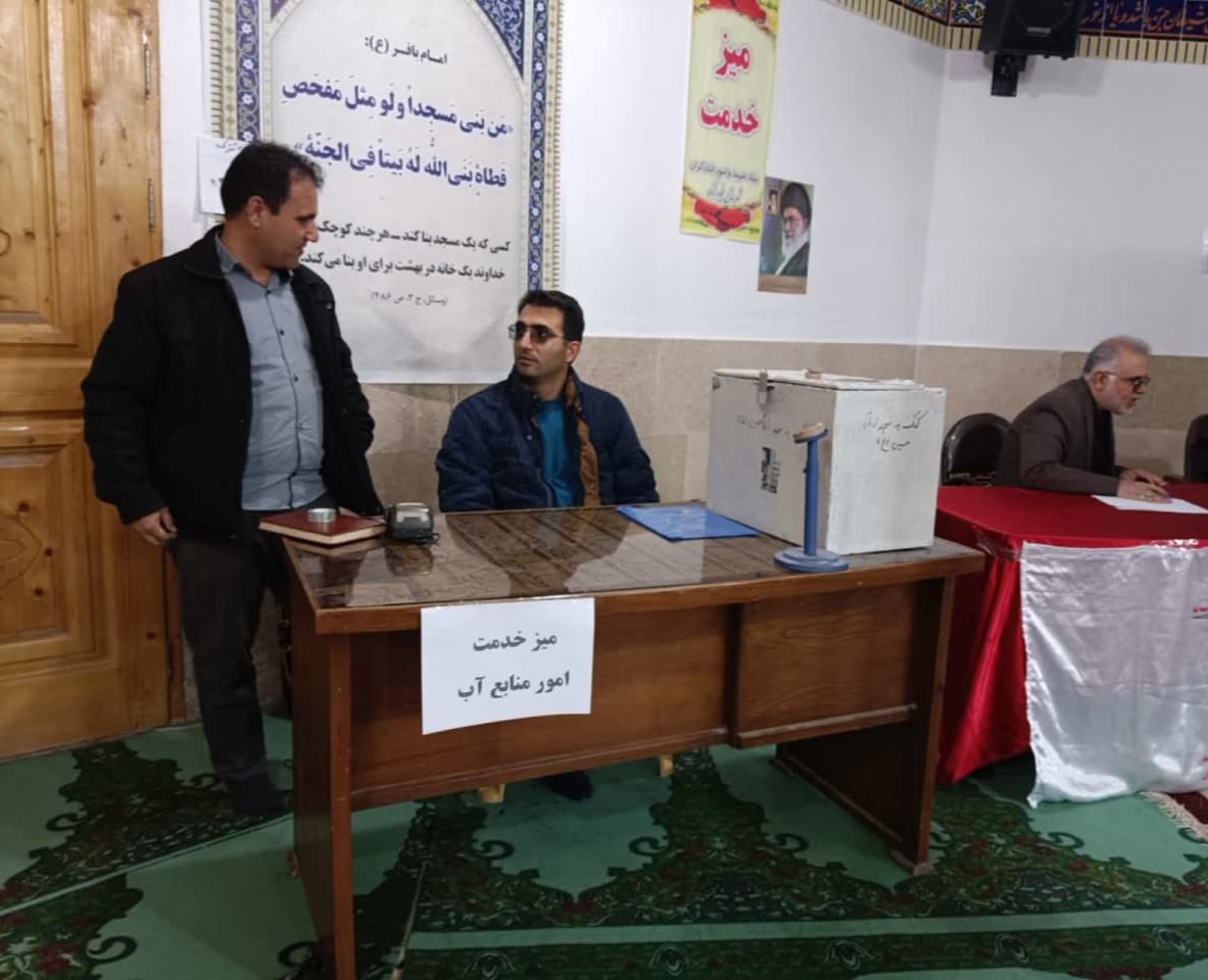 میز ارتباطات مردمی در نماز جمعه این شهرستان برگزار شد