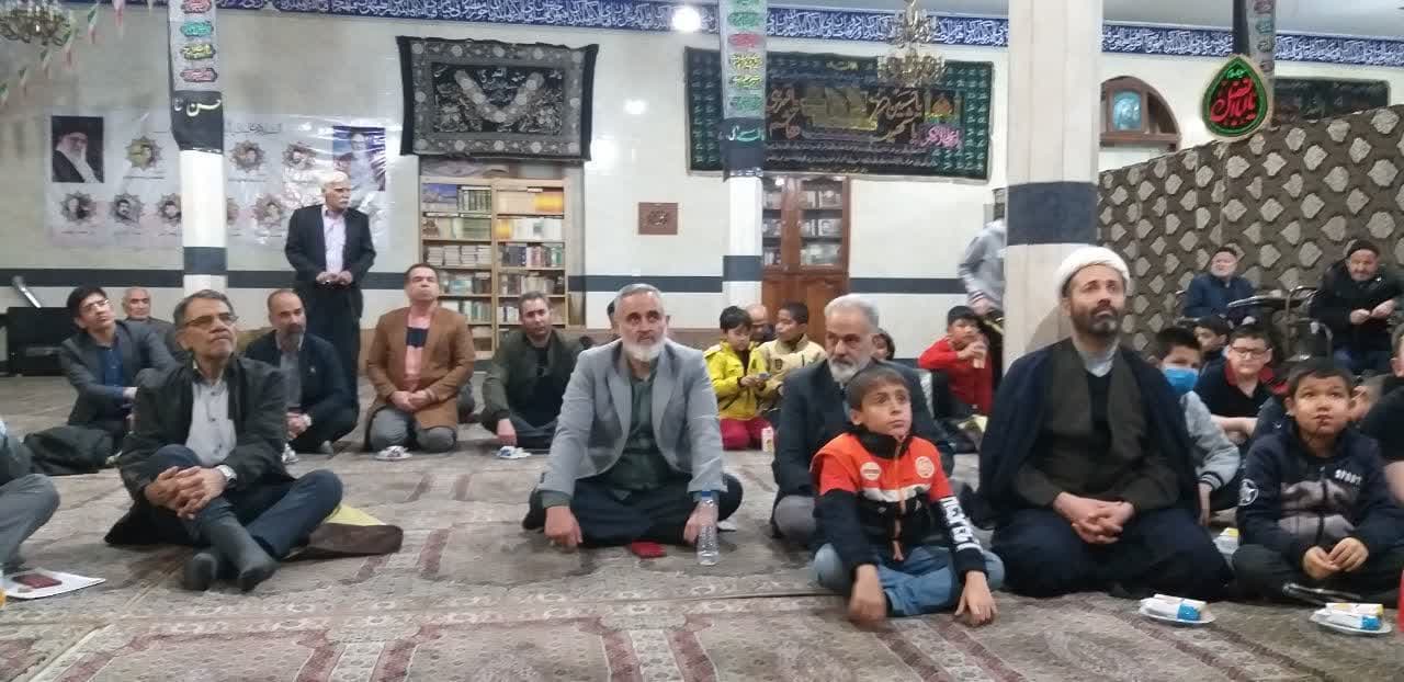 photo 2024 02 04 12 08 01 | برپایی میز خدمت در ایام دهه مبارک فجر