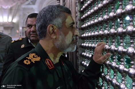 حضور فرمانده هوا فضای سپاه در حرم مطهر امام خمینی (س)