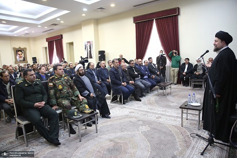 دیدار رئیس و جمعی از کارکنان سازمان حفاظت محیط زیست با آیت الله سید حسن خمینی