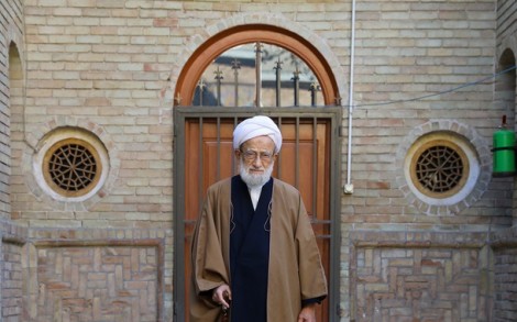 خاطرات آیت الله امامی کاشانی: باور، یقین و توکل امام در علمای قبل و بعد ایشان پیدا نمی شد/ ایشان بزرگان را با ادب و احترام خاصی نام می‌بردند/ امام اگر درباره موضوعی نظرشان تغییر می‌کرد، روز بعد می‌گفتند