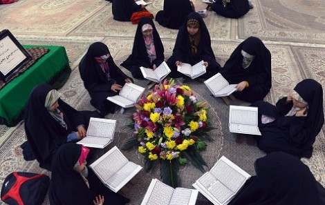 گردهمایی حلقه‌های حفظ موضوعی قرآن در حرم امام خمینی (س)