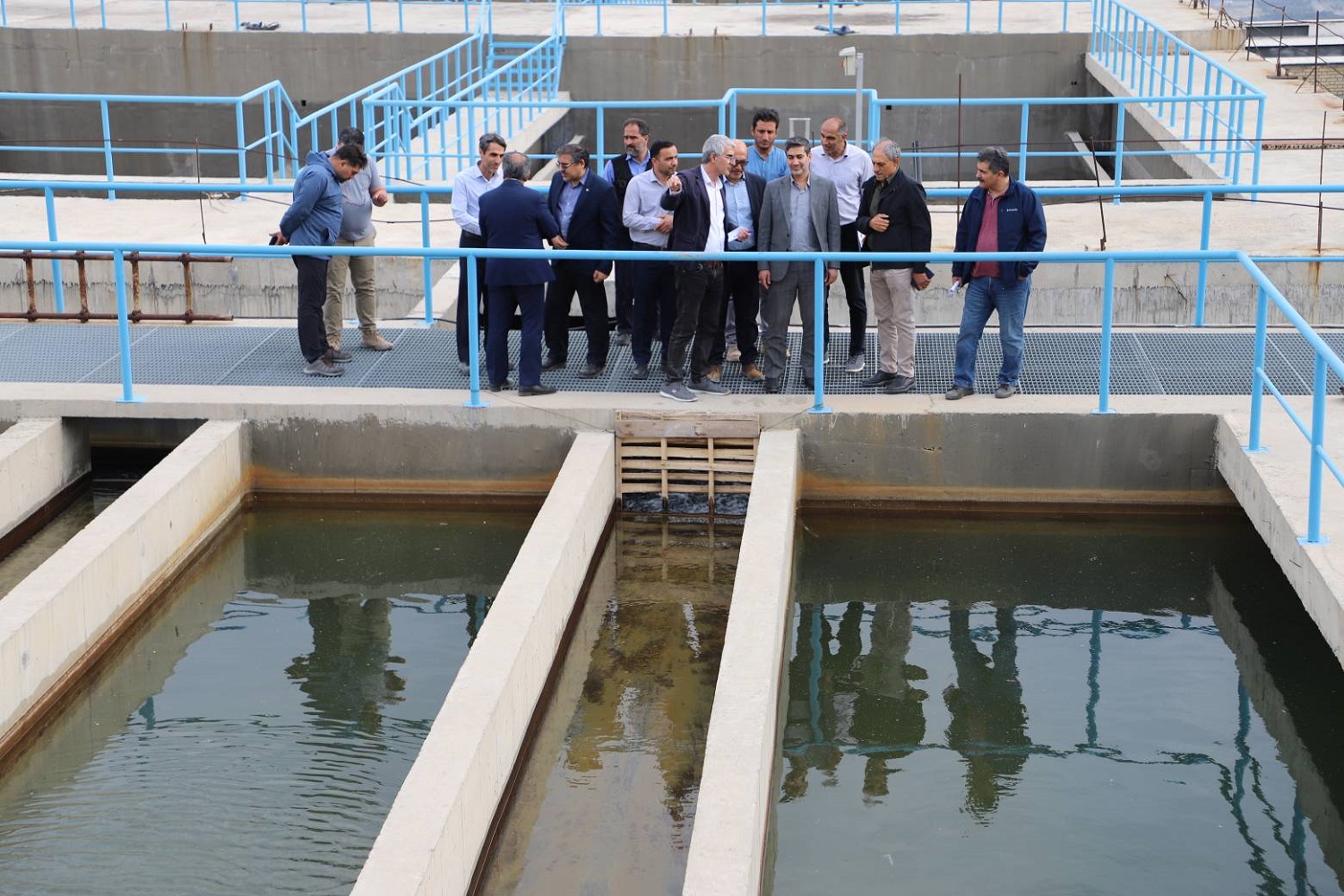 بازدید مدیر عامل شرکت آب منطقه ای تهران از طرح آبرسانی به تهران از سد تنظیمی امیرکبیر