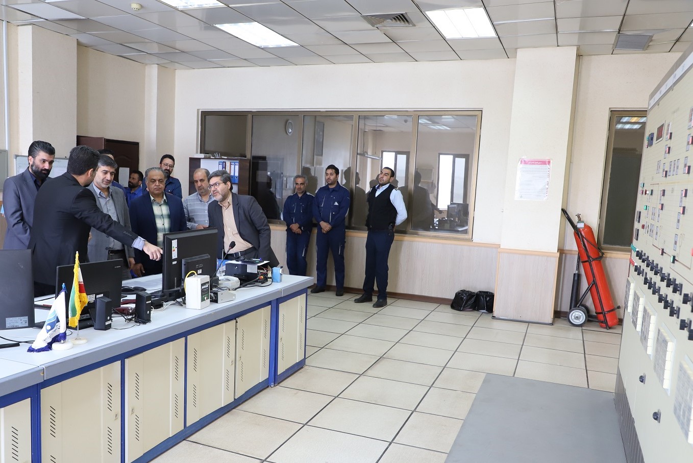 بازدید مدیرعامل شرکت آب منطقه ای تهران از امور بهره برداری و نگهداری سد و نیروگاه طالقان