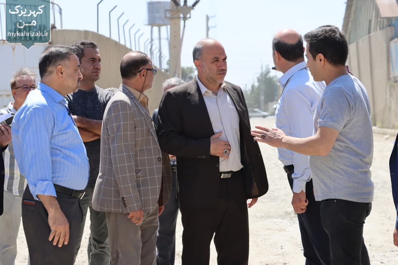 شهردار کهریزک: دیدار چهره به چهره با صنعتگران رفع مشکلات را در پی دارد