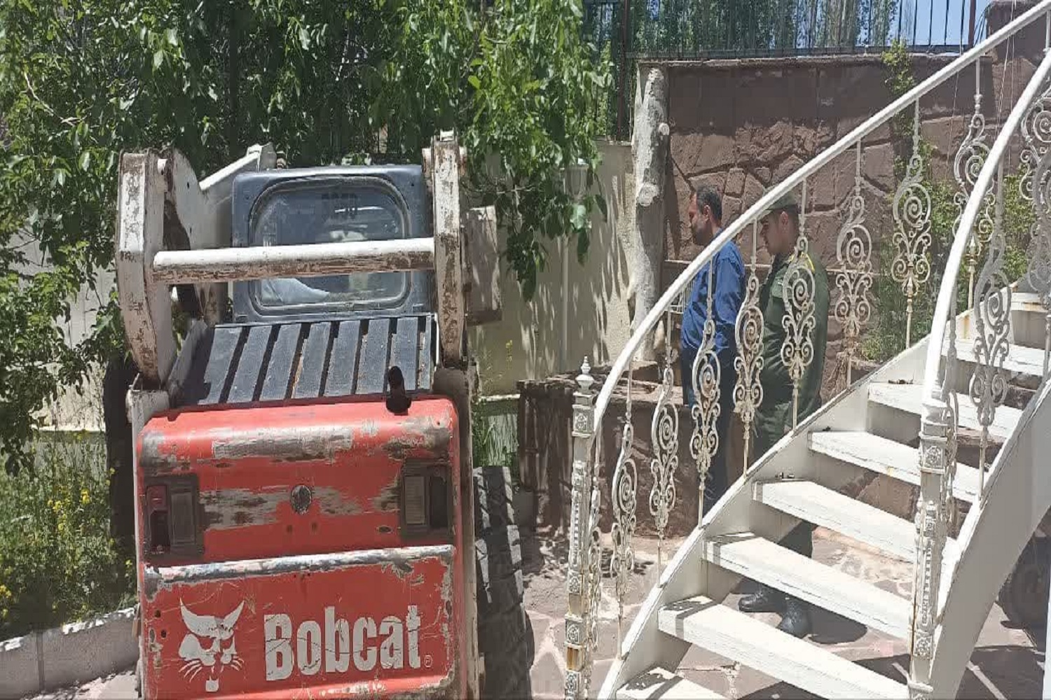 انسداد 25 حلقه  چاه غیرمجاز در منطقه مشا شهرستان دماوند