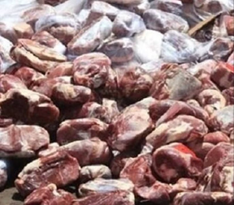 کشف ۲۸ تن گوشت وارداتی فاسد در شهرری رئیس پلیس امنیت اقتصادی تهران: ۲۳ دستگاه کامیون حامل گوشت‌های وارداتی با مهلت انقض…