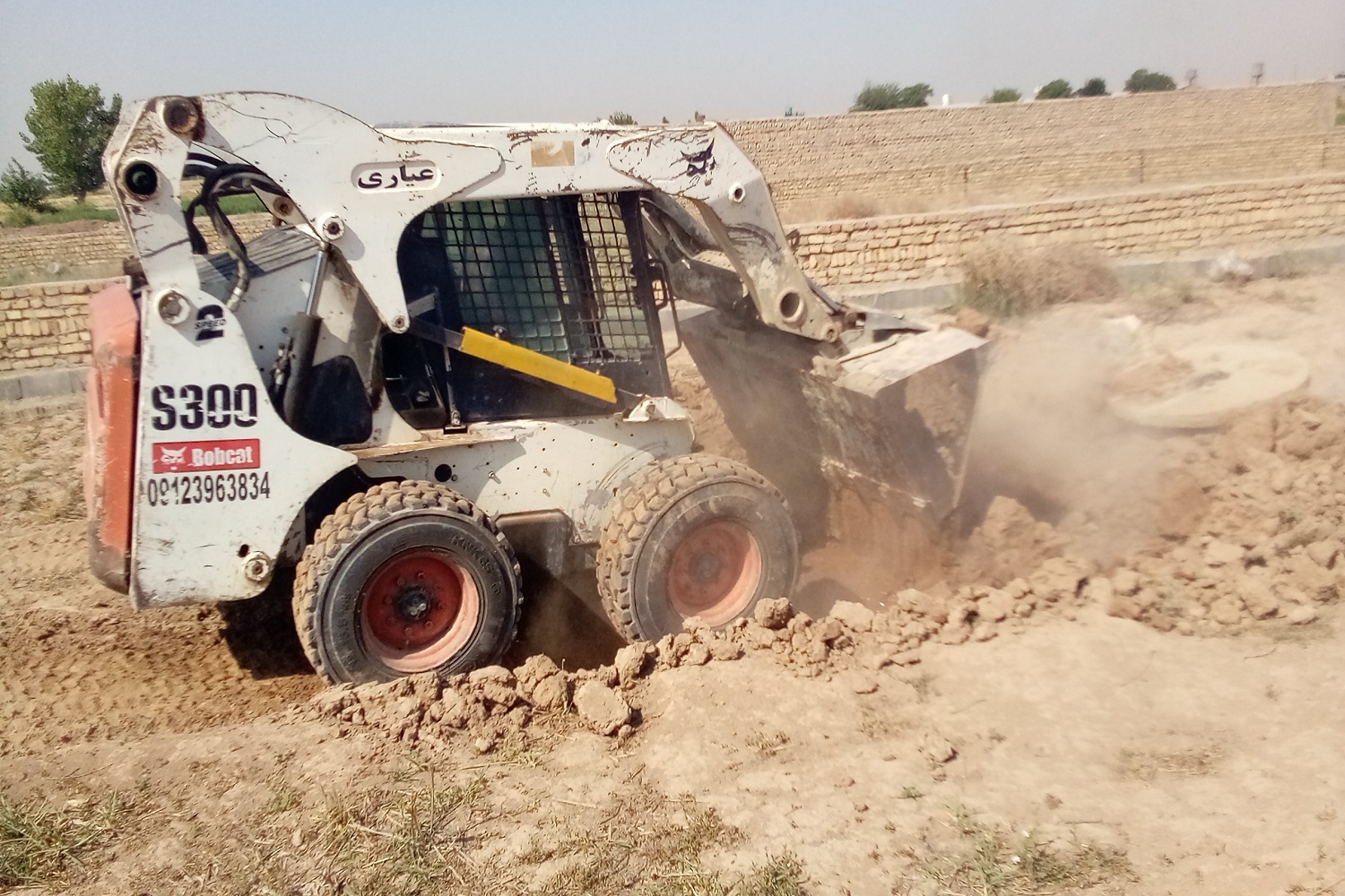 انسداد 6 حلقه چاه غیر مجاز توسط امور منابع آب شهرری