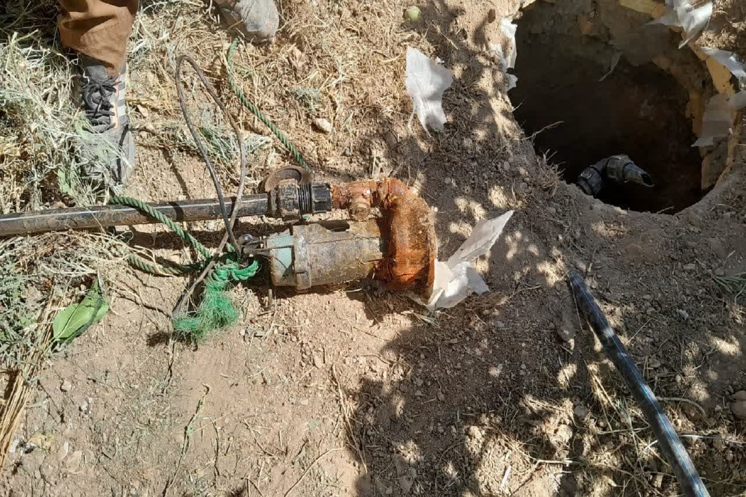 انسداد 16 حلقه  چاه غیرمجاز در مناطق مهرآباد و نوده  شهرستان دماوند