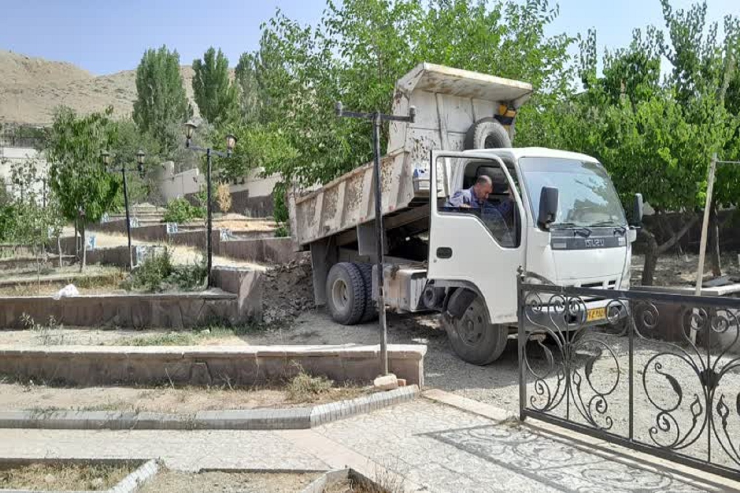 انسداد 5 حلقه چاه غیرمجاز در مناطق مهرآباد و نوده شهرستان دماوند