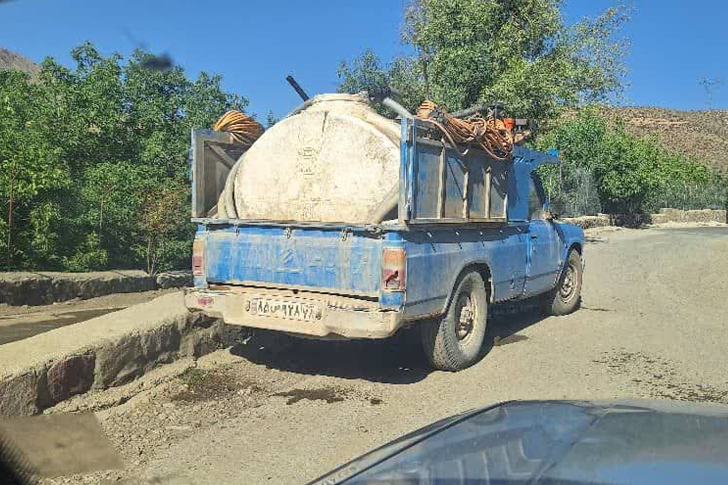 توقیف ۱۰ دستگاه خودروی تانکرهای حمل آب توسط امور منابع آّب دماوند