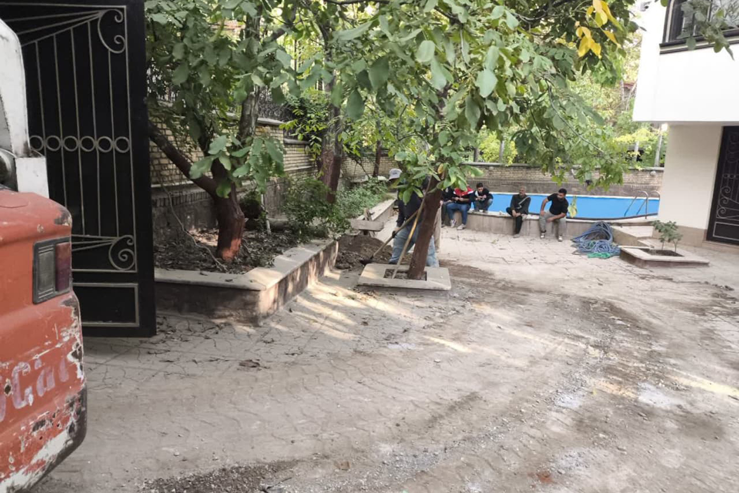 انسداد 7 حلقه چاه غیرمجاز در مناطق آبسرد و احمد آباد شهرستان دماوند