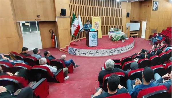 کانون فرصت با محفل شعری دیگر