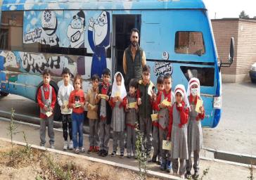 بازدید دانش آموزان پیش دبستانی سرای محله امین آباد از کتابخانه سیار یار مهربان 9