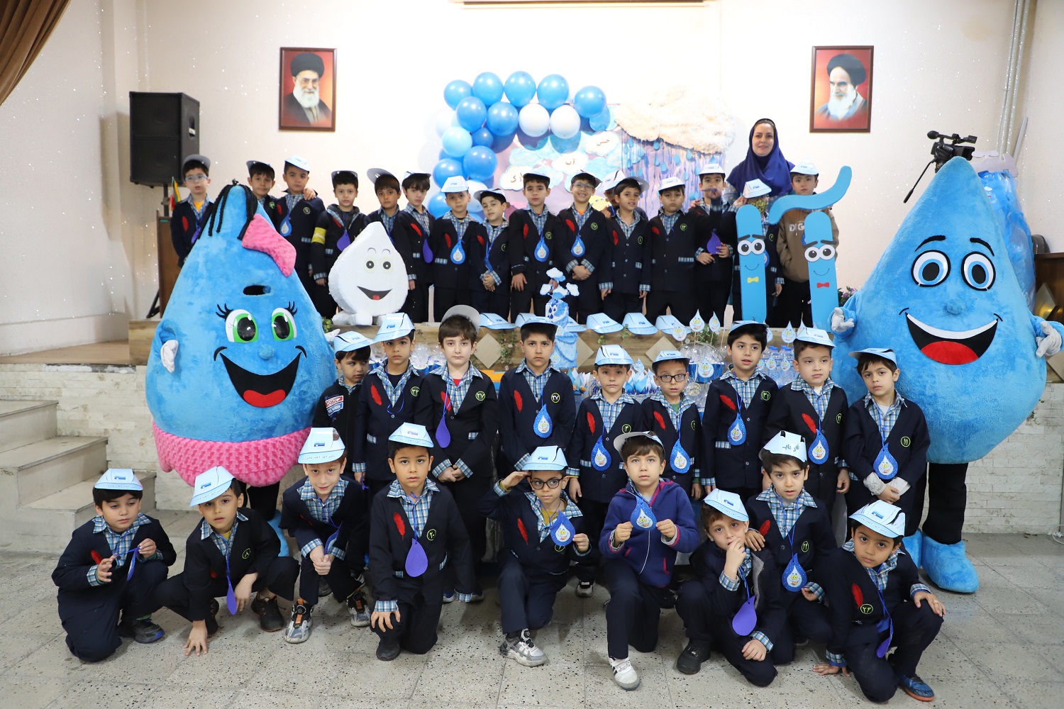 جشن آب ویژه مدارس شهر تهران با حضور خانواده قطره برگزار شد