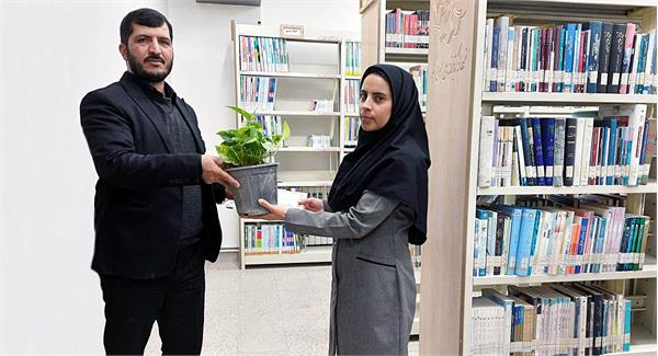 بازدید از کتابخانه عمومی علامه دهخدا شهرری