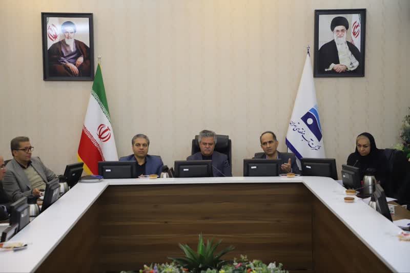 برگزاری نشست تخصصی حفاظت از کیفیت منابع آب در سطح حوضه آبریز فلات مرکزی و شرقی