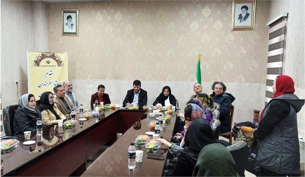 برگزاری نشست بانوان و اساتید فعال فرهنگ و هنر