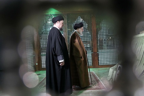 حضور رهبر معظم انقلاب در حرم مطهر حضرت امام خمینی(س)