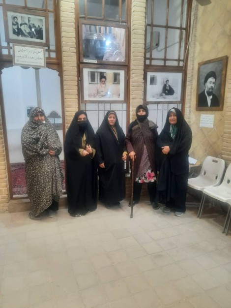 دیدار عاشقانه با امام خمینی(س) در بیت ایشان در نجف اشرف + عکس