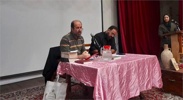 نشست تخصصی شعر و ترانه در ری برگزار شد