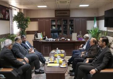 نشست معاون املاک و مستغلات آستان مطهر امام خمینی «ره» با فرماندار ویژه شهرستان ری