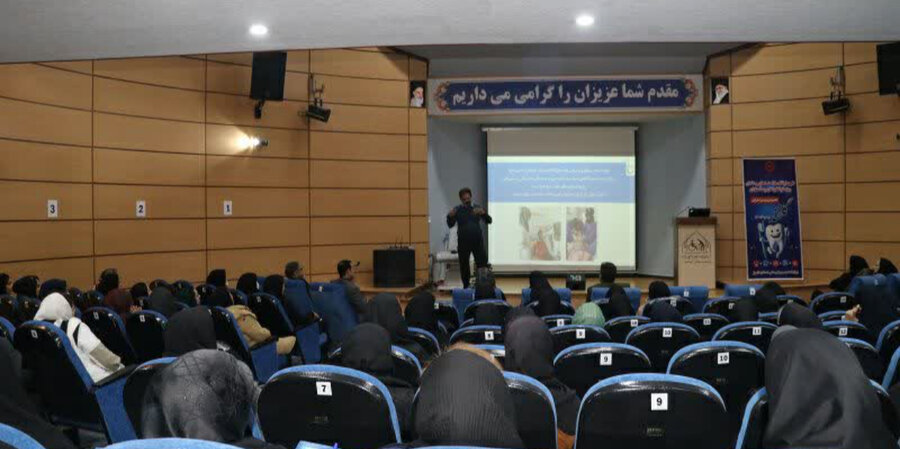 کارگاه آموزشی ارتقاء سلامت دهان و دندان ویژه توانخواهان و سالمندان توسط بهزیستی البرز برگزار شد