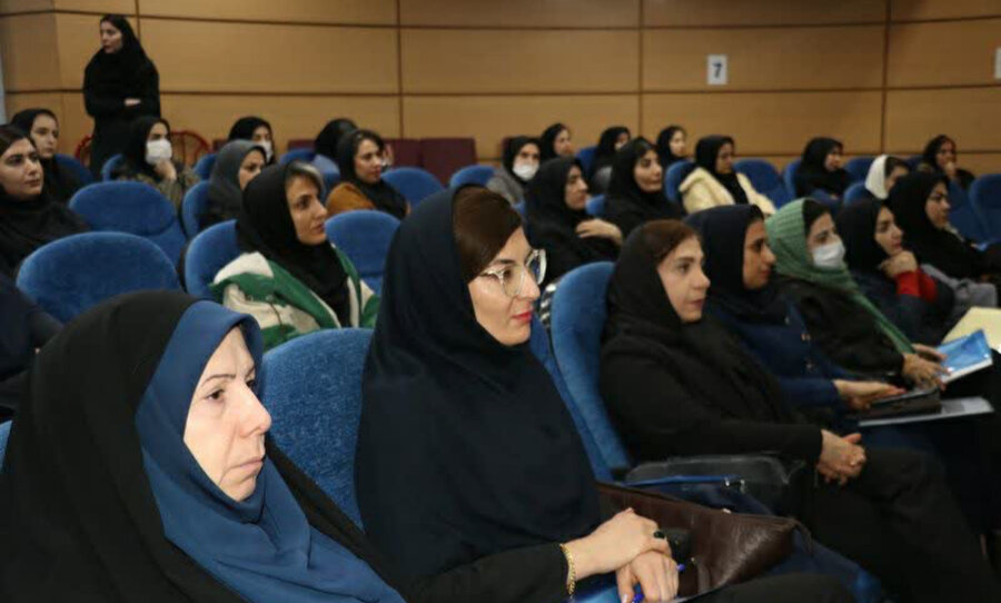 کارگاه آموزشی ارتقاء سلامت دهان و دندان ویژه توانخواهان و سالمندان توسط بهزیستی البرز برگزار شد