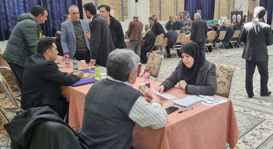 ندای کهریزک | برپایی میز خدمت به مناسبت ایام الله دهه فجر ندای کهریزک | برپایی میز خدمت به مناسبت ایام الله دهه فجر