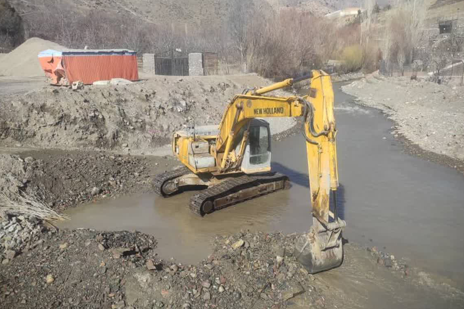 لایروبی رودخانه دلیچایی به طول 7 کیلومتر توسط امور منابع آب دماوند