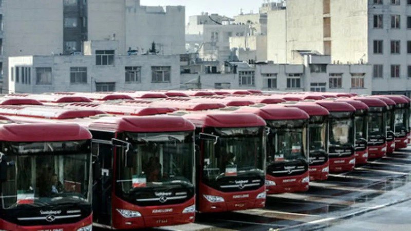 اتوبوس‌های ویژه برای بانوان تماشاگر دیدار پرسپولیس و سپاهان ناوگان اتوبوسرانی تهران برای رفاه حال بانوان تماشاگر این مس…