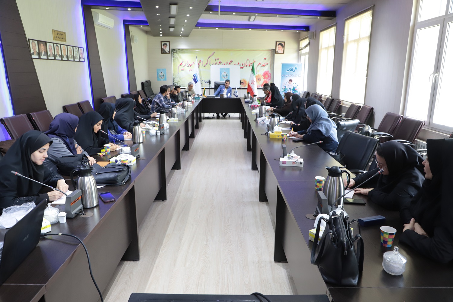 برگزاری نشست هم اندیشی شرکت آب منطقه ای تهران با اداره کل آموزش و پرورش شهر تهران