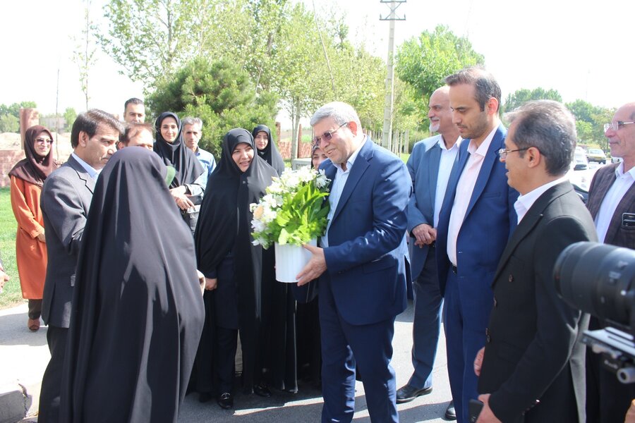 مراسم استقبال از معاون وزیر و رئیس سازمان بهزیستی کشور برگزار شد