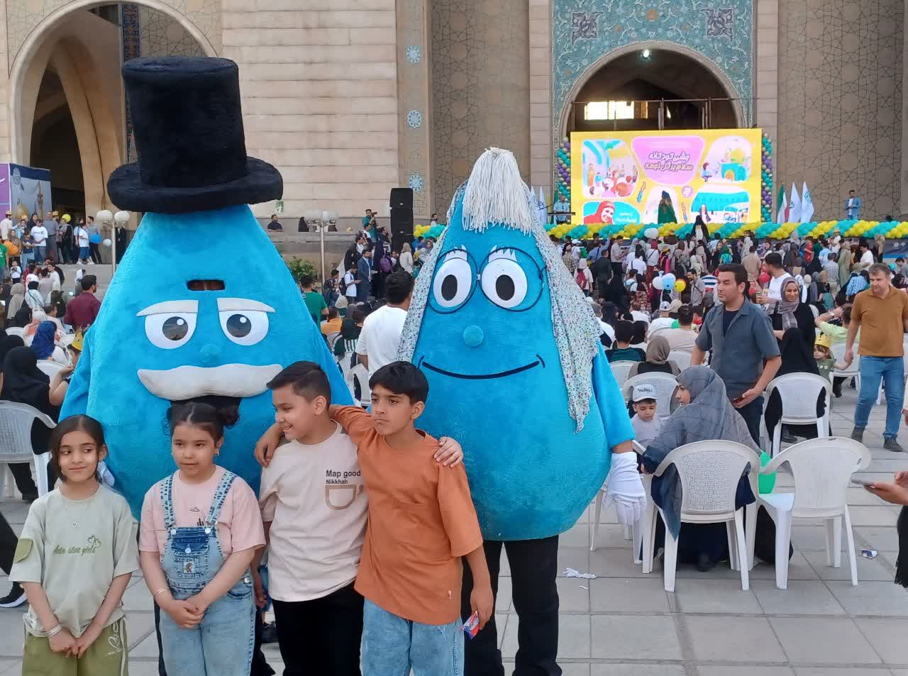 گزارش تصویری/ برپایی غرفه شرکت آب منطقه ای تهران در نمایشگاه کتاب تهران