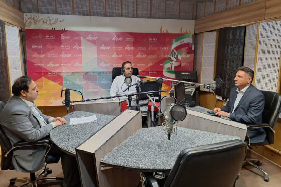 خدمات بهزیستی استان البرز به سالمندان در برنامه زنده رادیویی “رهیافت” تشریح شد