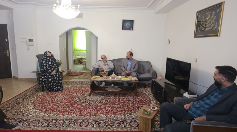 دیدار با خانواده شهید " اسماعیل گل محمدی"
