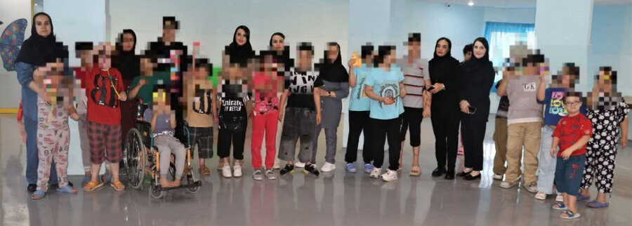 کرج | به مناسبت هفته بهزیستی / برگزاری ورکشاپ روان‌شناسی ویژه کودکان دارای معلولیت ذهنی و اتیسم در کهریزک