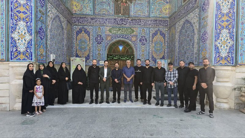 نشست صمیمی مدیر آستان مقدس امامزاده ابوالحسن (ع) شهرری با جمعی از خبرنگاران و فعالان رسانه‌ای شهرستان ری بمناسبت روز خب…