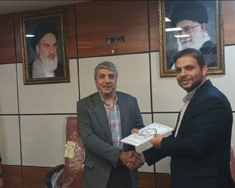 رئیس بیمارستان ۹دی سپاه استان تهران معرفی شد با حضور سرهنگ مجید امیرعبداللهیان جانشین فرمانده سپاه سیدالشهدا(ع) استان ت…