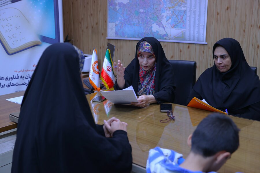 دیدار چهره به چهره به مناسبت هفته نابینایان