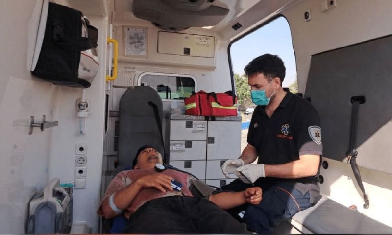 مسمومیت استنشاقی ١٠ نفر در شهرری روابط عمومی اورژانس تهران: صبح روز پنجشنبه ۲۴ مهر ۱۴۰۴، در ساعت ۸ و ۲ دقیقه، گزارشی مب…